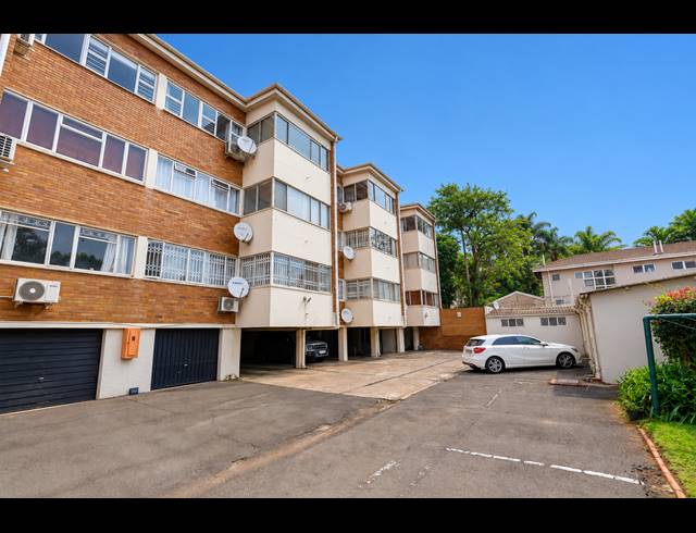 1.5 BEDROOM APARTMENT FOR SALE IN MORNINGSIDE